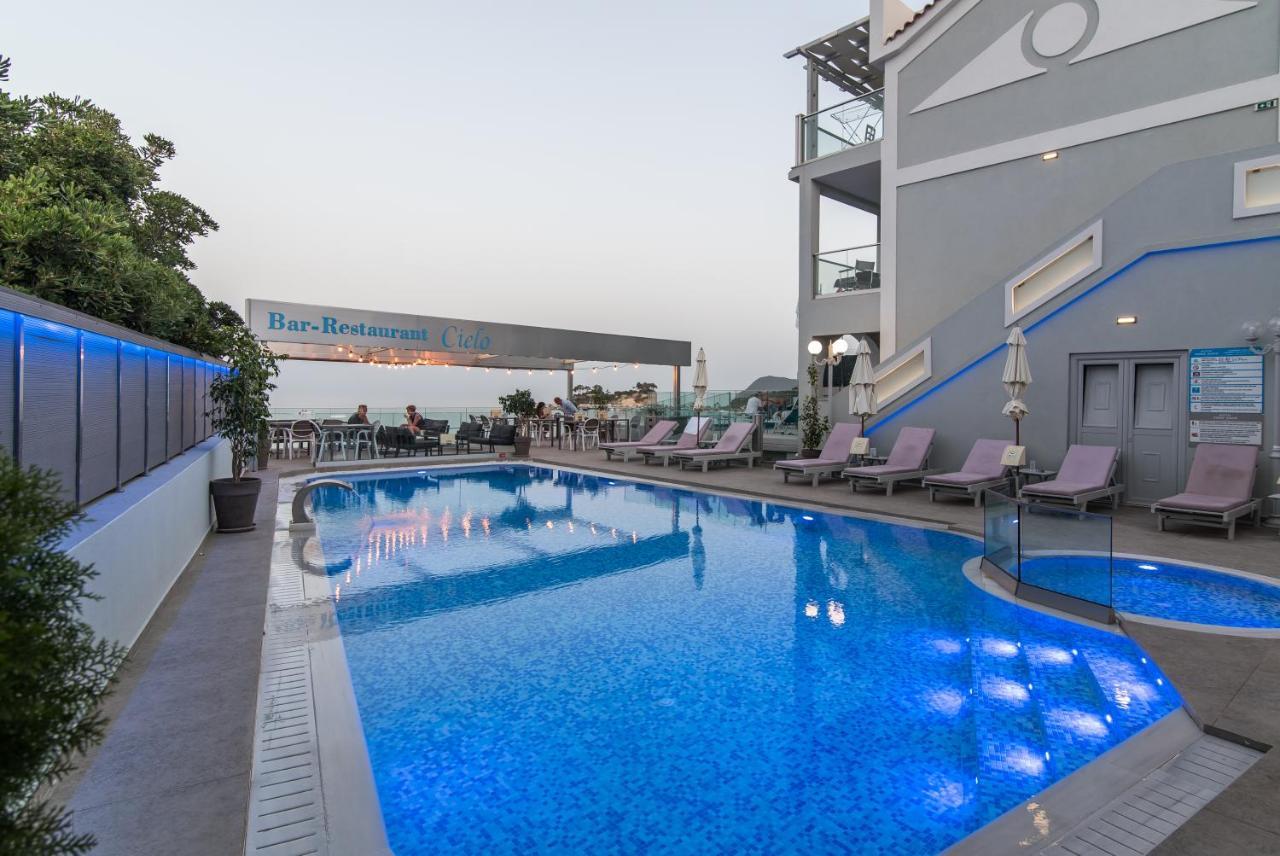 Denise Beach Hotel Laganas Bagian luar foto