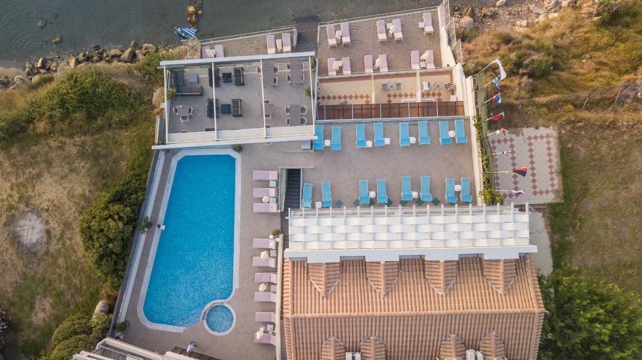 Denise Beach Hotel Laganas Bagian luar foto