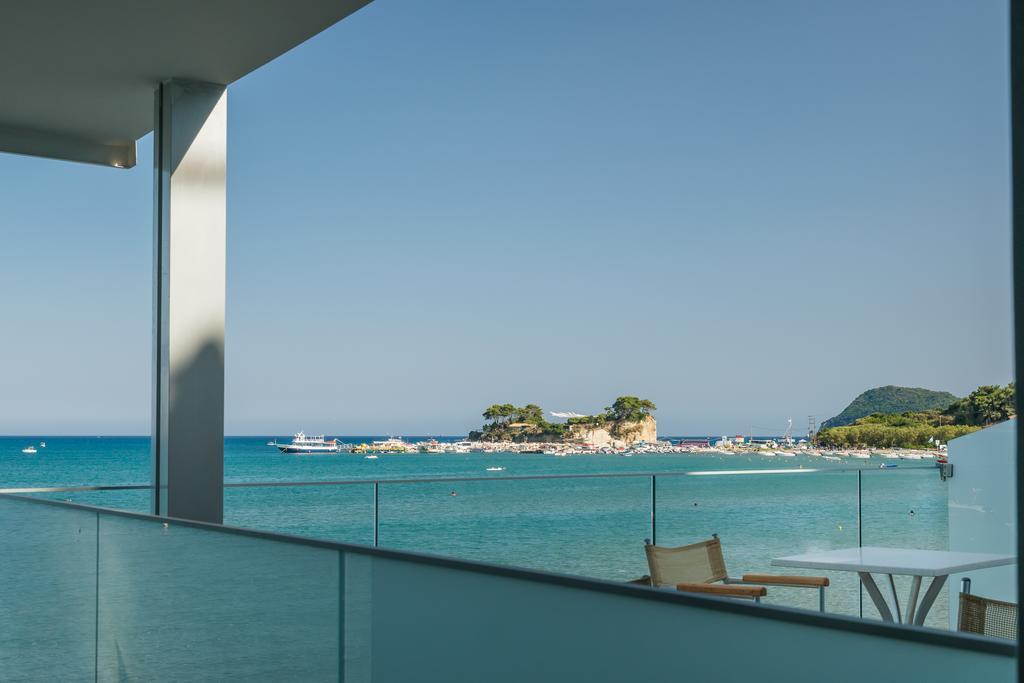 Denise Beach Hotel Laganas Bagian luar foto